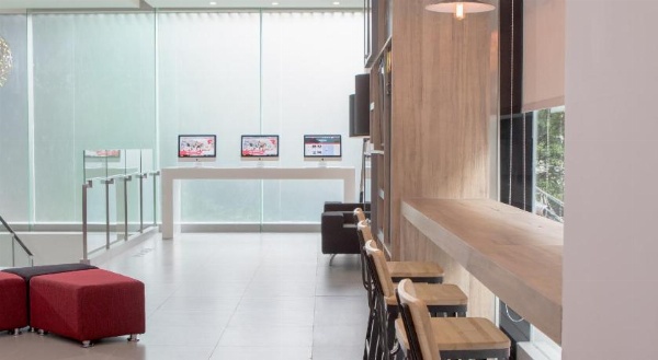 Red Planet Manila Bay image 18